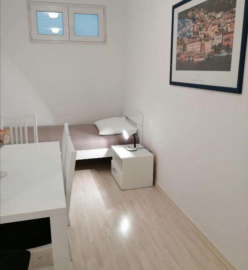 Apartment Aria Baška Voda エクステリア 写真